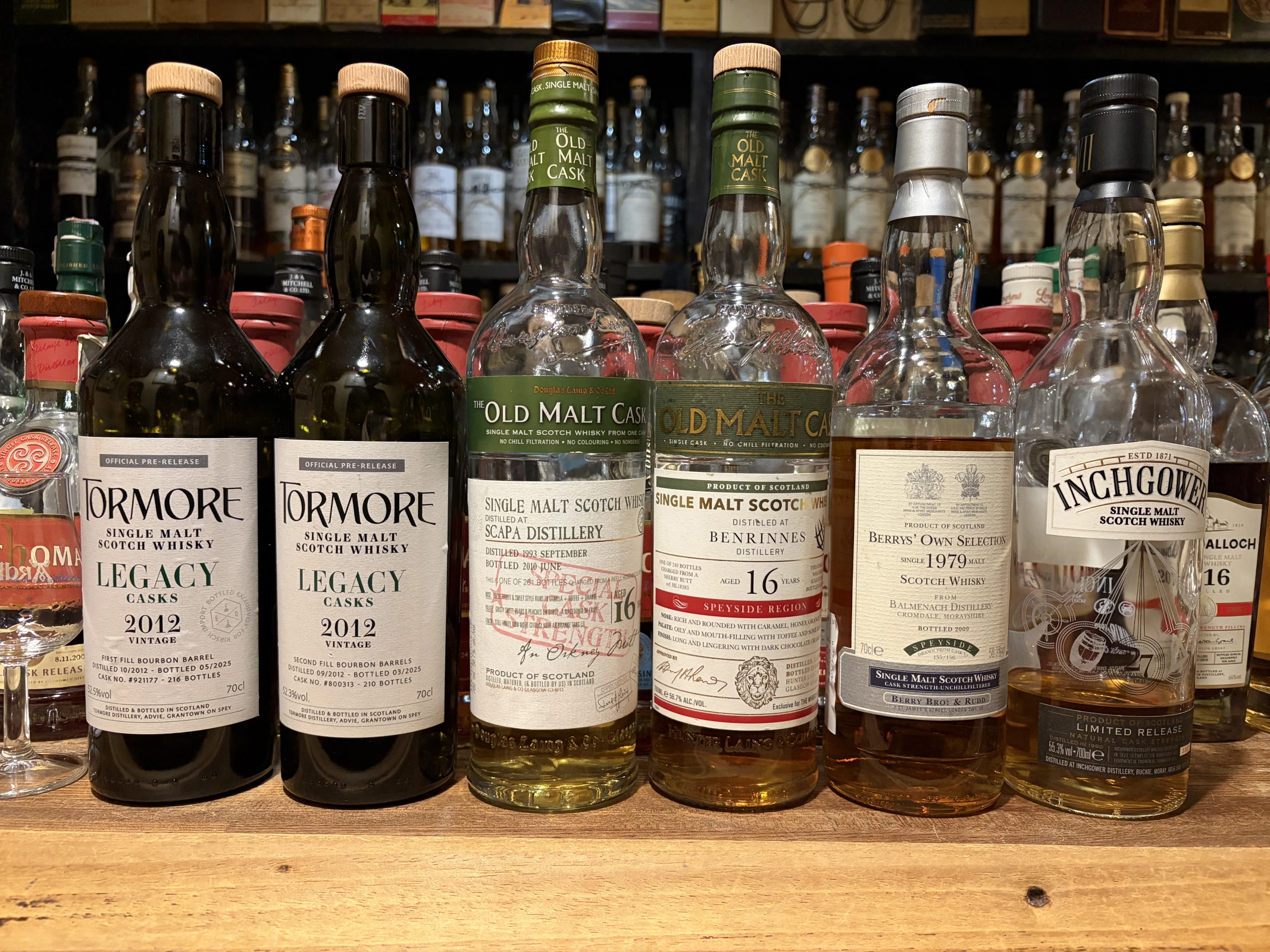 Whisky bottle group, IMG 7811