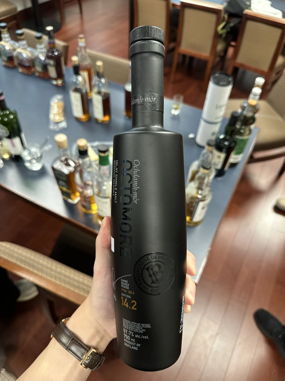 Octomore 14.2 2017 bottle