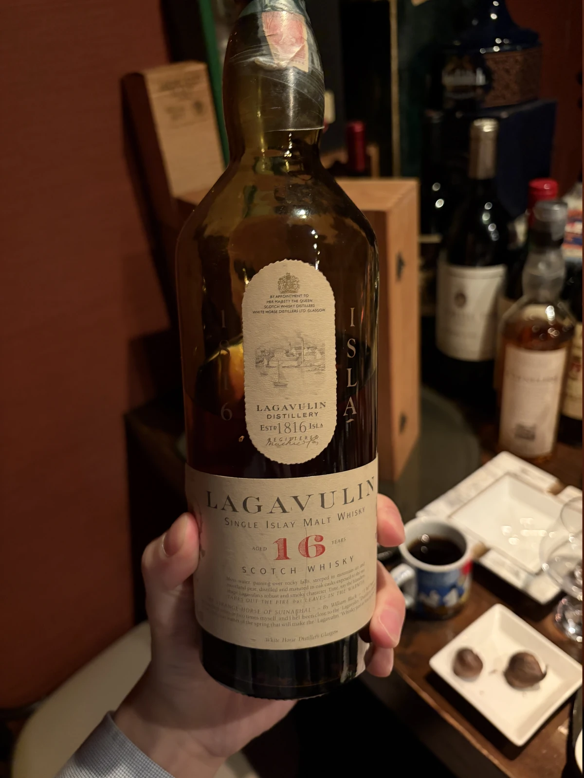 Lagavulin 1980s bottle