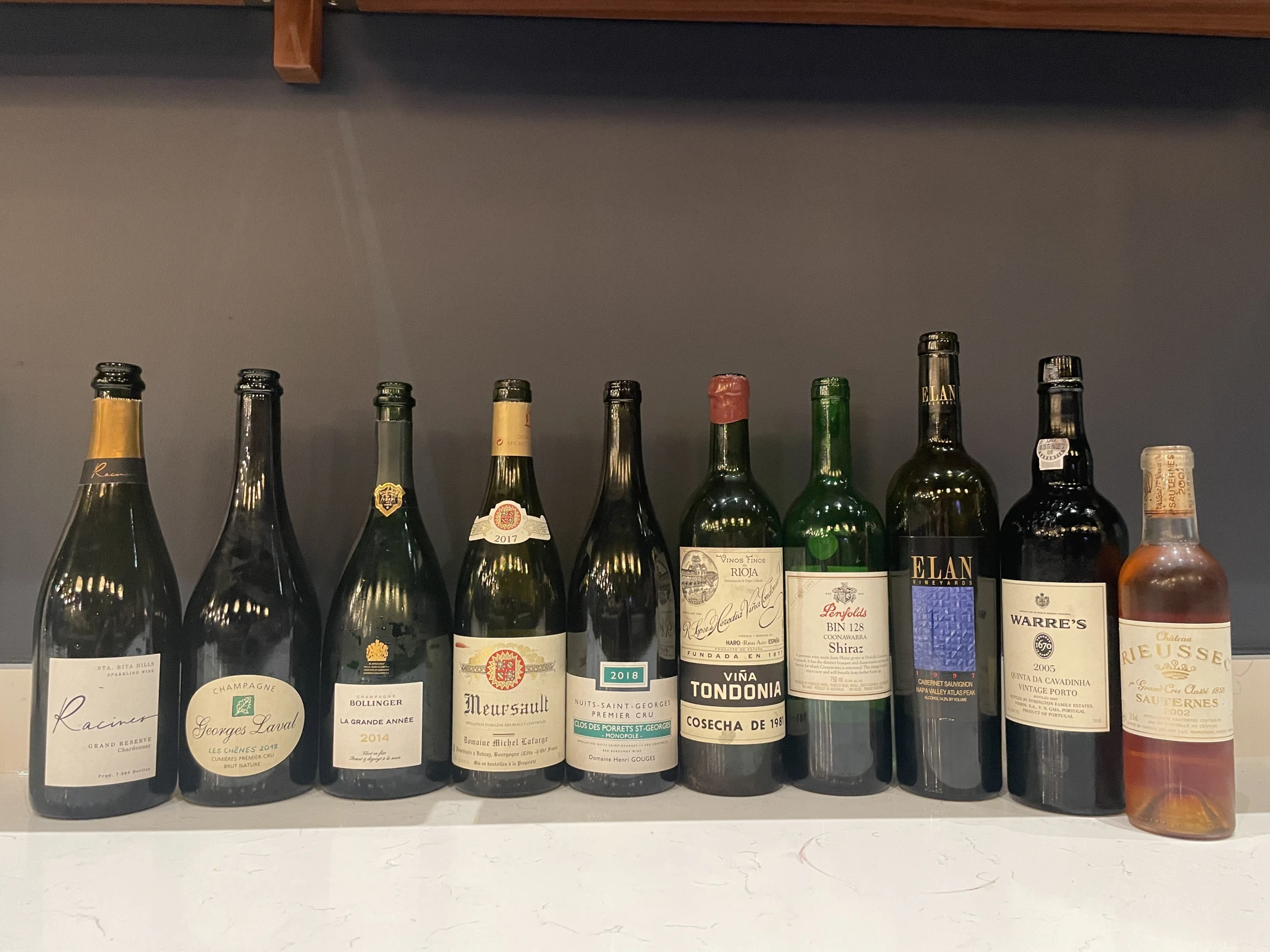 Wine bottle group, IMG 1495