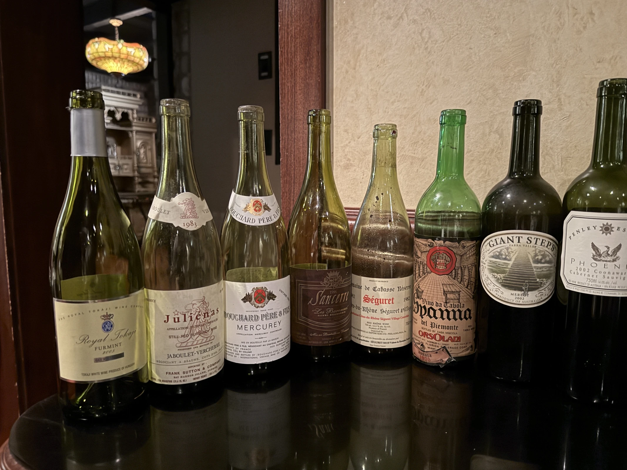 Wine bottle group, IMG 4352